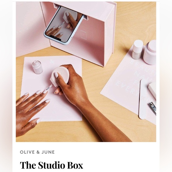 NEW Olive & June Studio Box Manicure Set - Picture 6 of 8